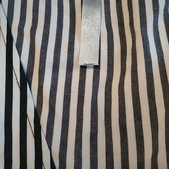 NWOT wrap dress - Picture 3 of 4